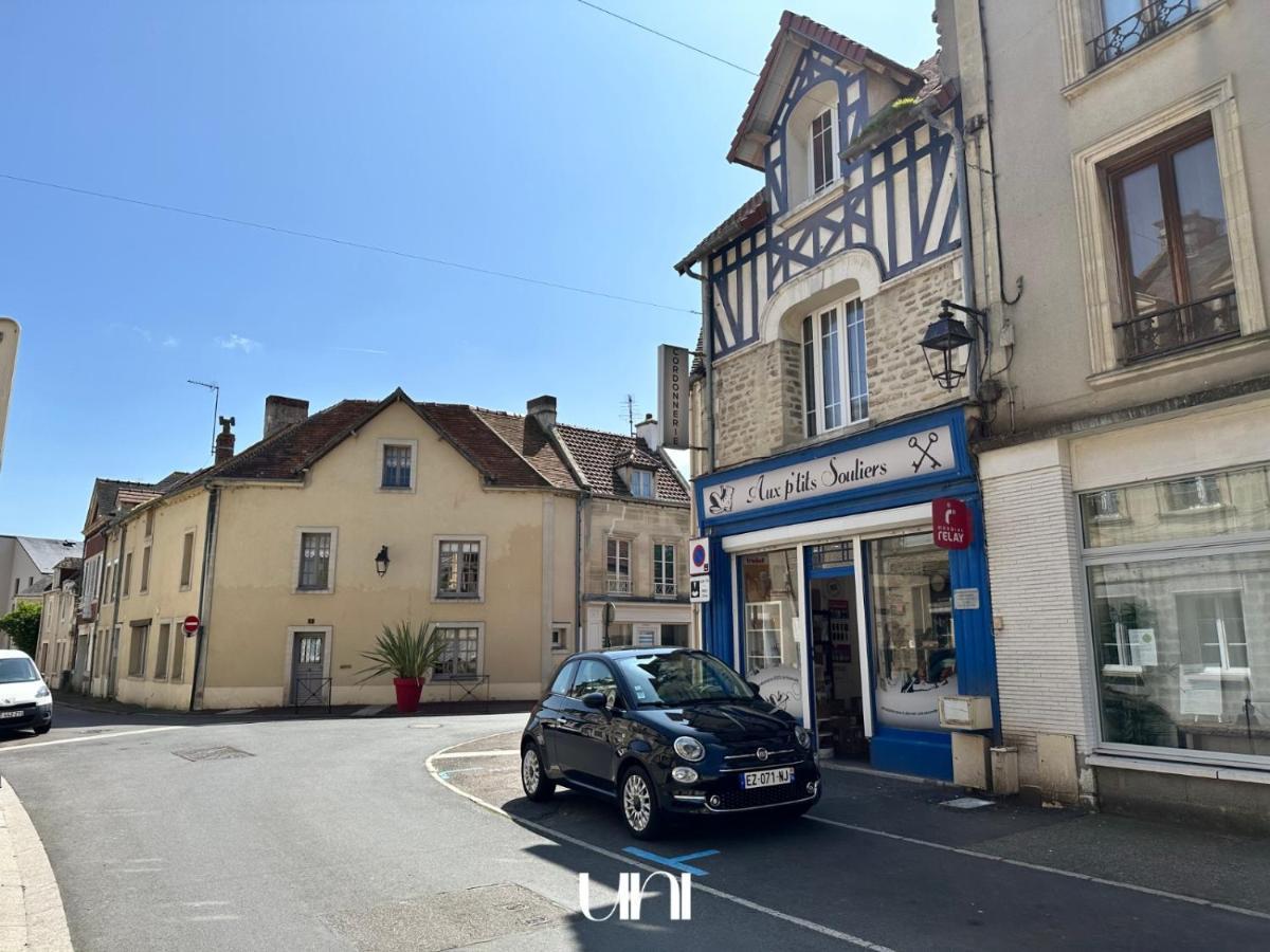Charmante Maison En Pierre - Centre Ville - Plage Ouistreham Exterior foto